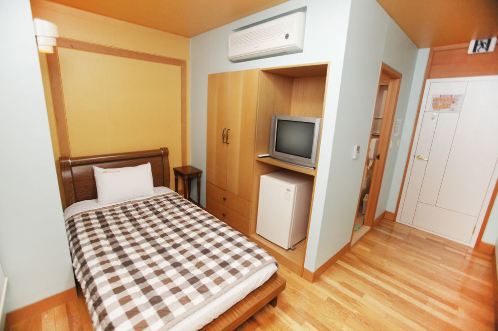 ג'גו Hostel Lyndon מראה חיצוני תמונה